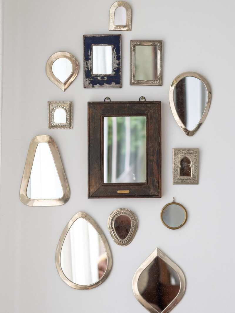 Want to prevent 7 years of bad luck? Packing your mirrors well for moving is the key!